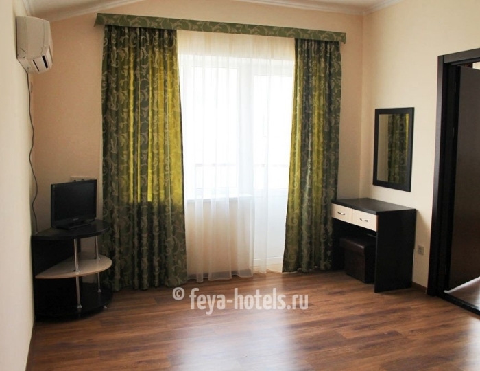 Апартаменты 2-местные 2-комнатные с видом на море - Пансионат ФЕЯ-2 SUNBEACH RESORT