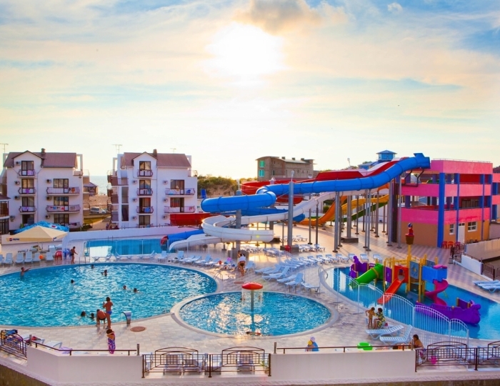 Бассейны - Пансионат ФЕЯ-2 SUNBEACH RESORT